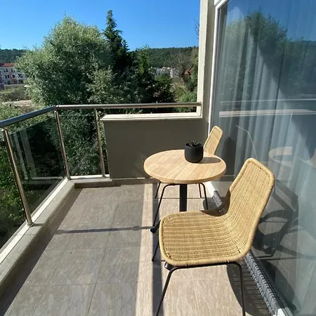 Апартаменты 33 South Pearl Homes Созополь